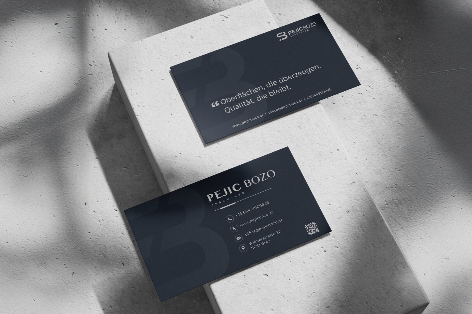 Edles Corporate Design und Visitenkarten-Design als Teil eines Markenauftritts von teyape.design in Graz